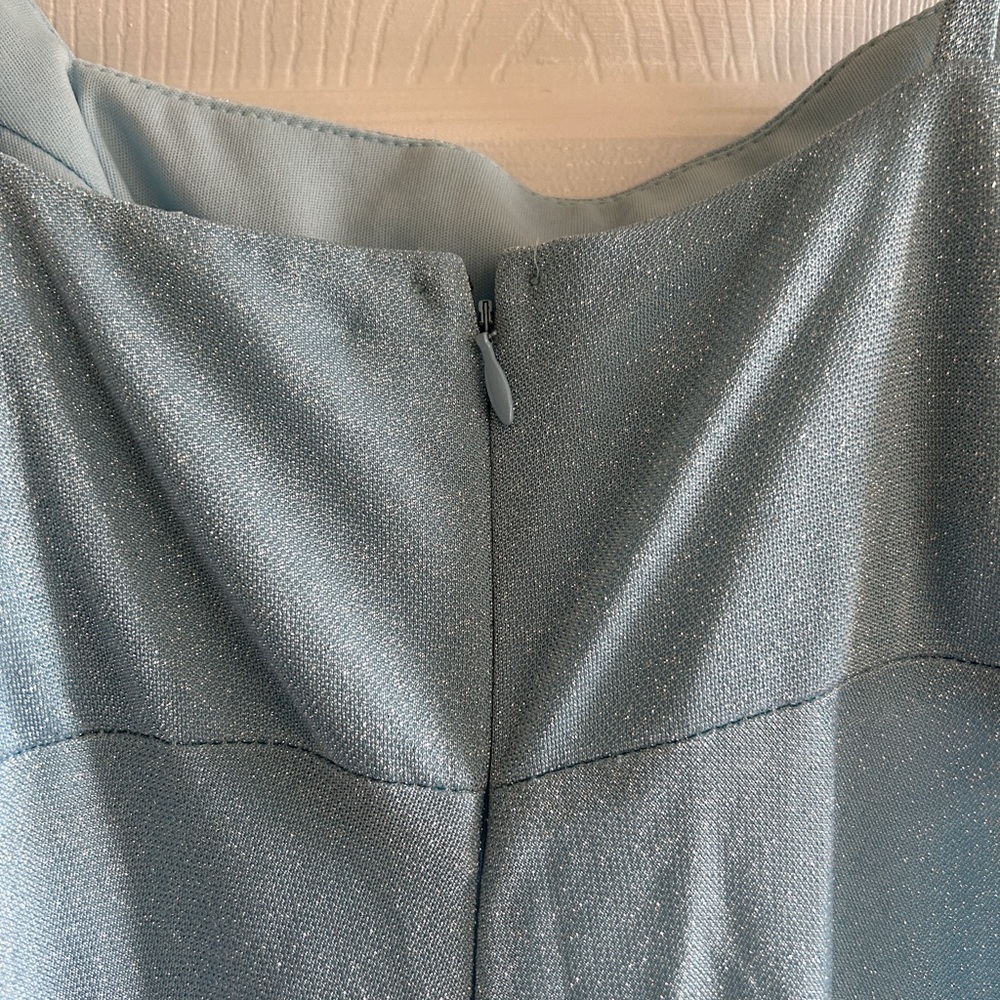 Blue prom / formal gown - Picture 5 of 8